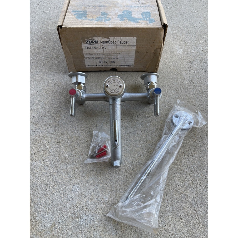 Zurn Z843M1-RC AquaSpec Service Sink Faucet Vacuum Breaker NOS Open Box